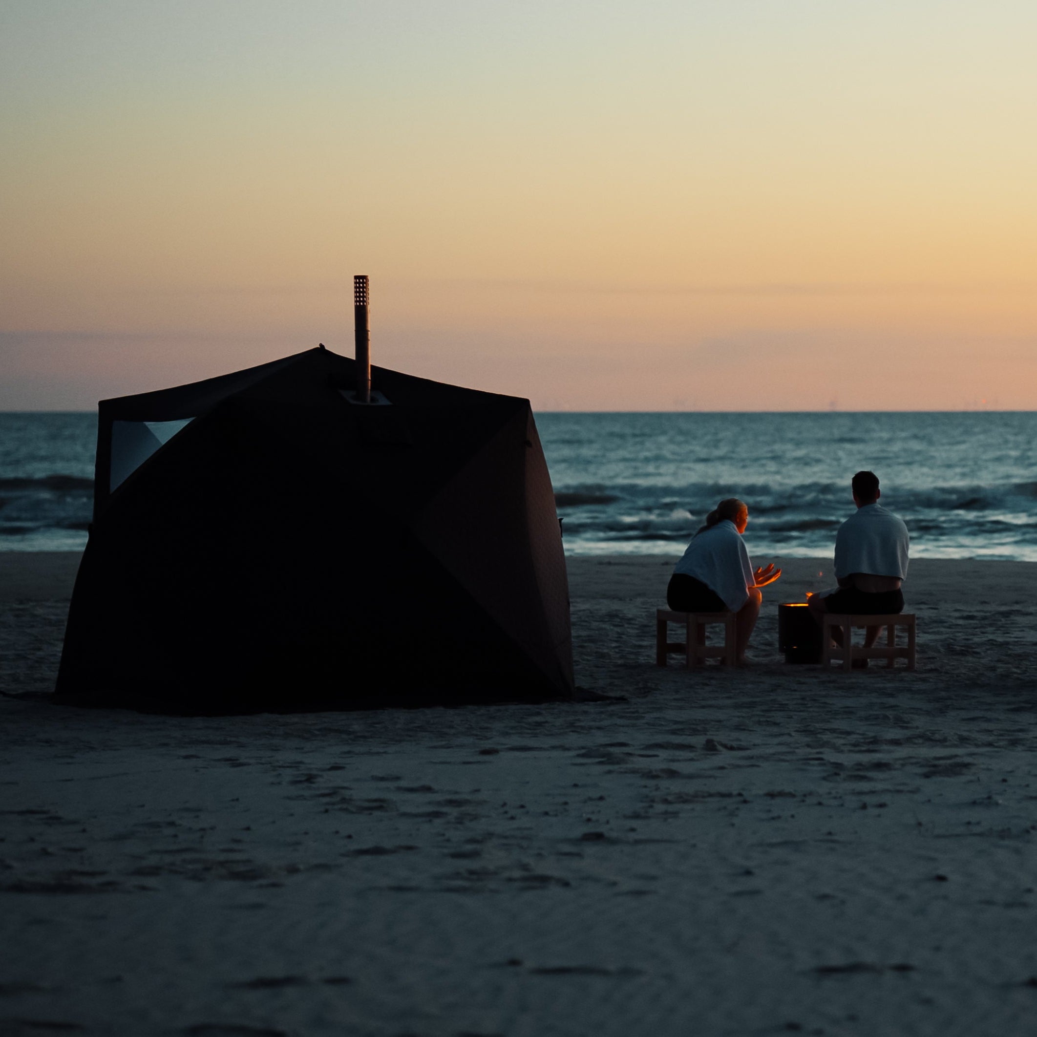 Mobilny namiot saunowy Fjorden z piecem do sauny
